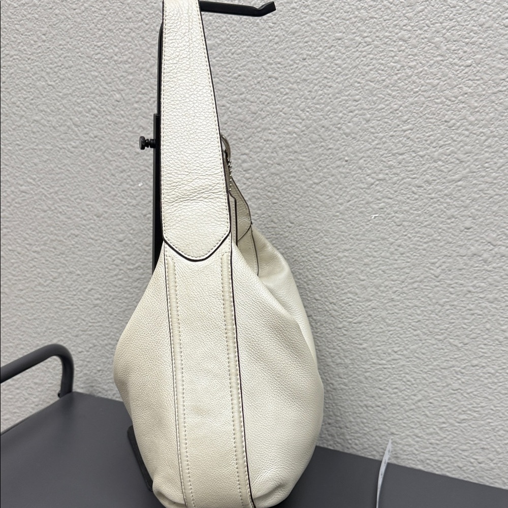 Coach Avery Pearlescent Small Hobo - Picture 8 of 14
